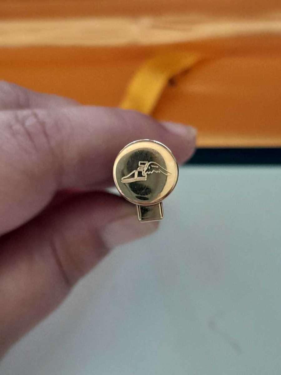 Vintage Waterman fountain pen with 18k tip