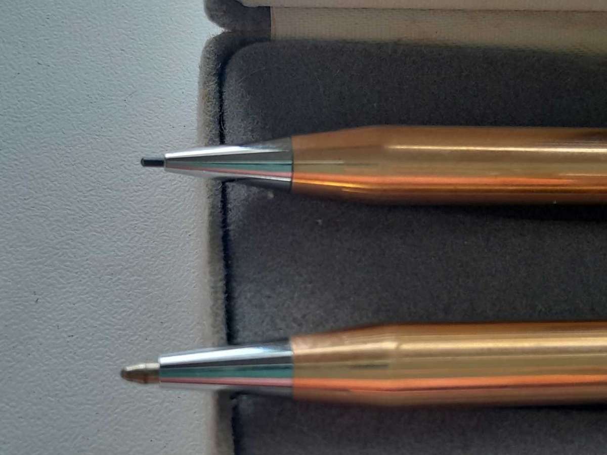 Vintage Quill pens