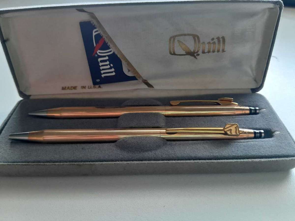 Vintage Quill pens