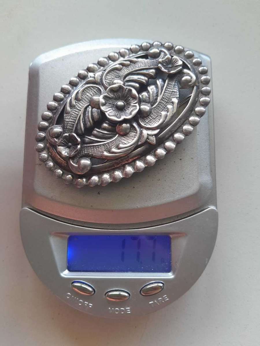 Beautifull Vintage silver brooch