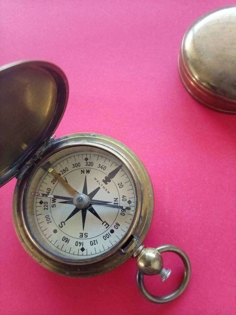 Vintage Waltham pocket style military compass