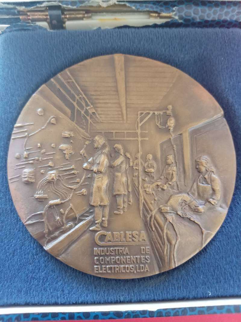 Commemorative medal