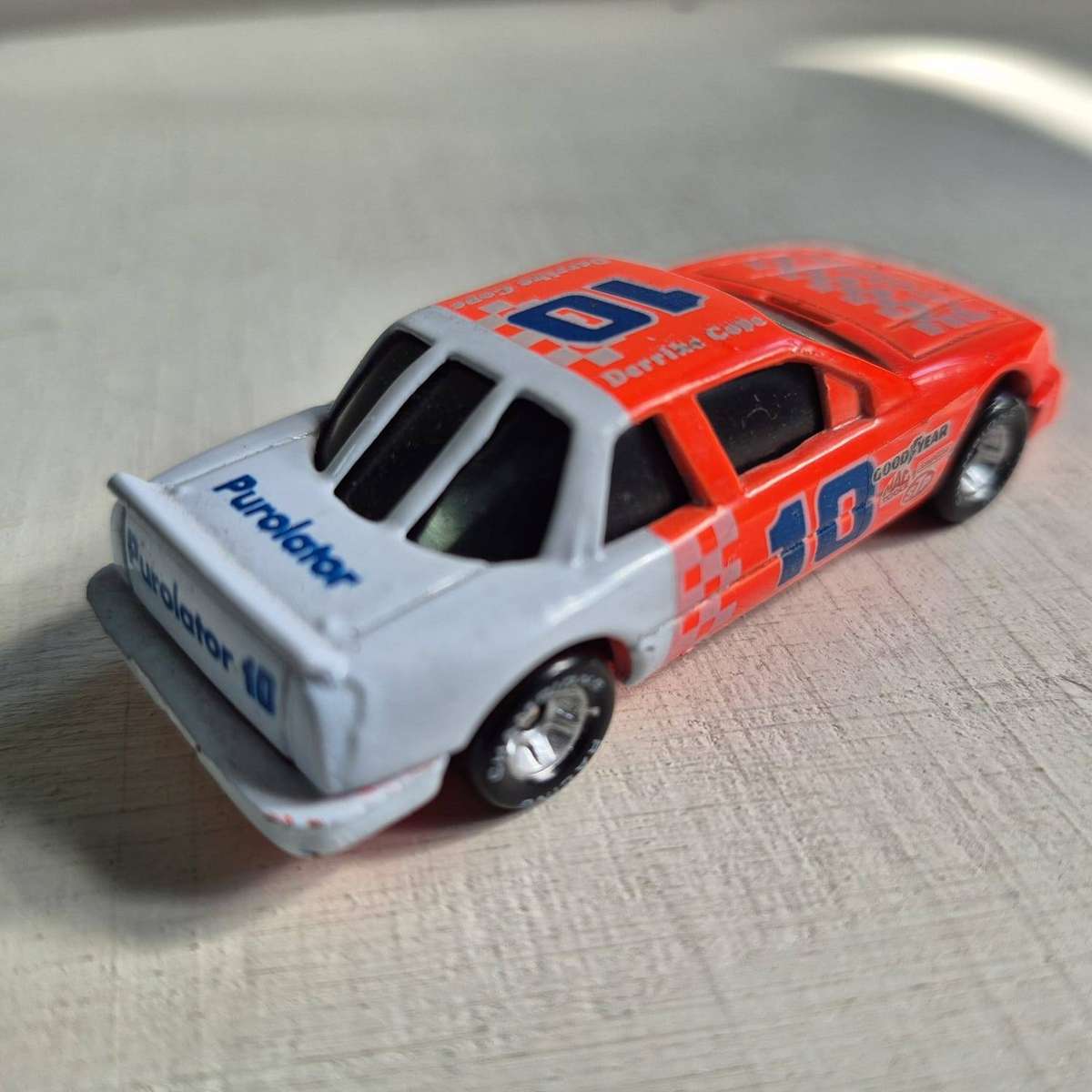 Racing Champions NASCAR Derrike Cope #10 Purolator 1990