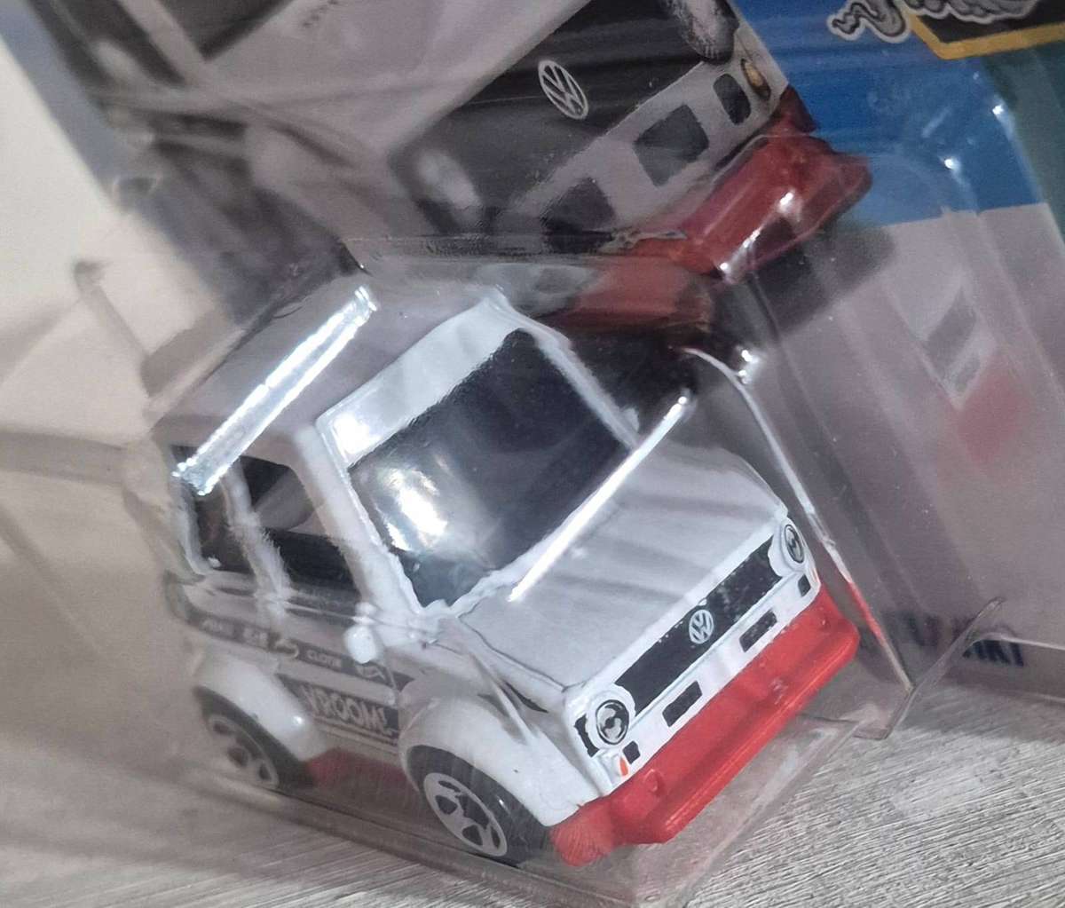 Hot Wheels Volkswagen Golf MK1 Tooned White