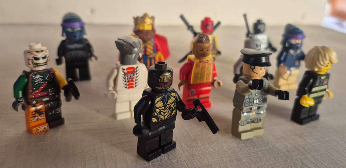 Lego Minifigures Job Lot of 12