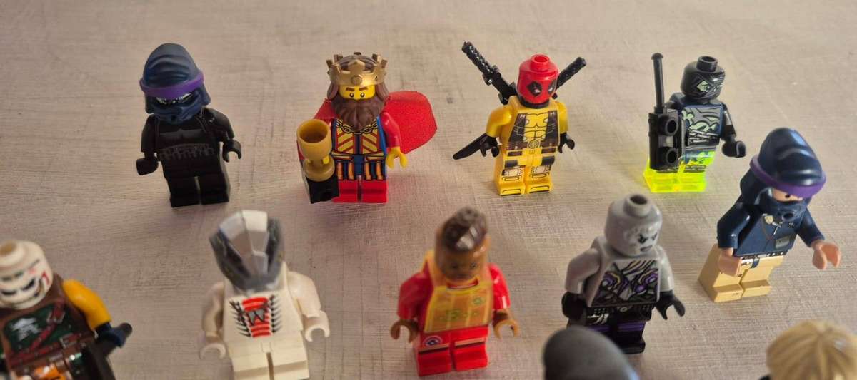 Lego Minifigures Job Lot of 12