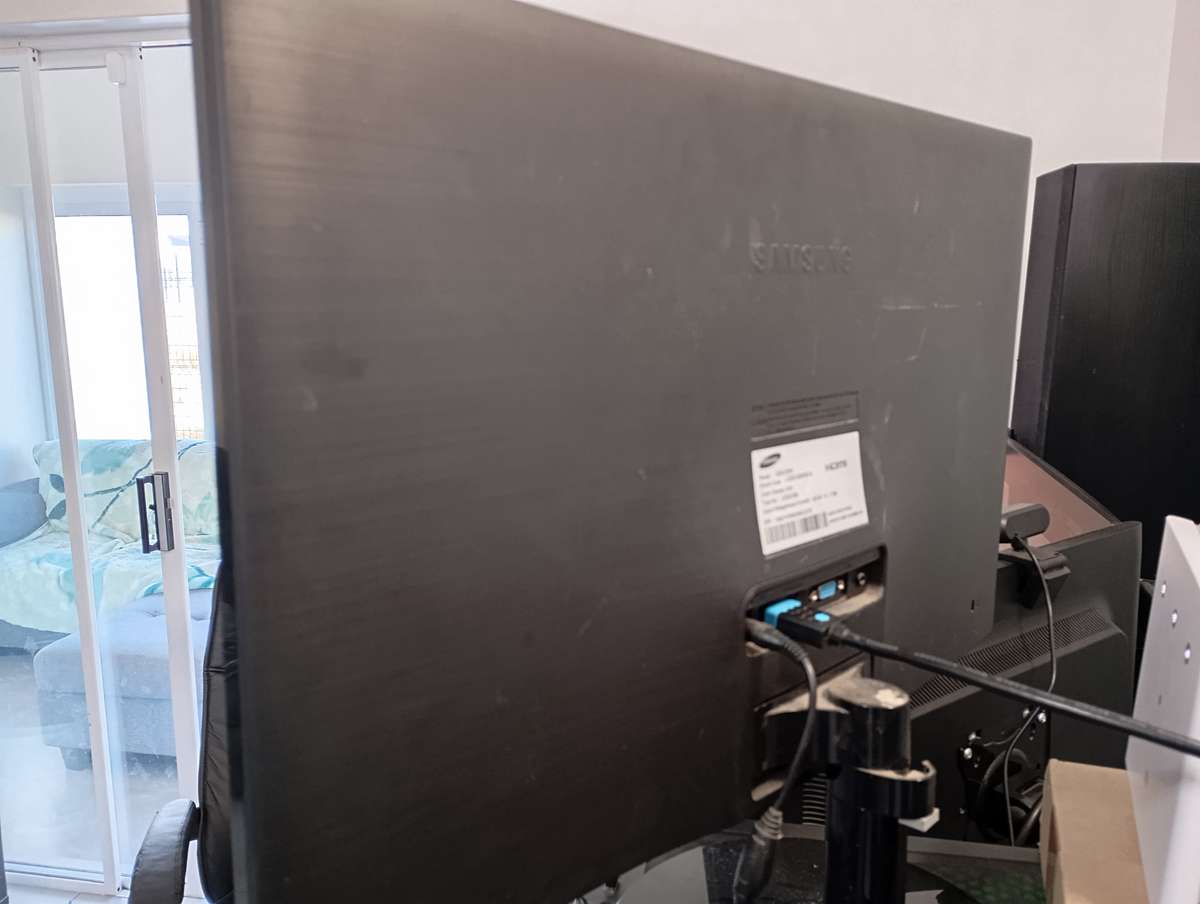 Samsung S23C350H 23" LED Backlit LCD Monitor