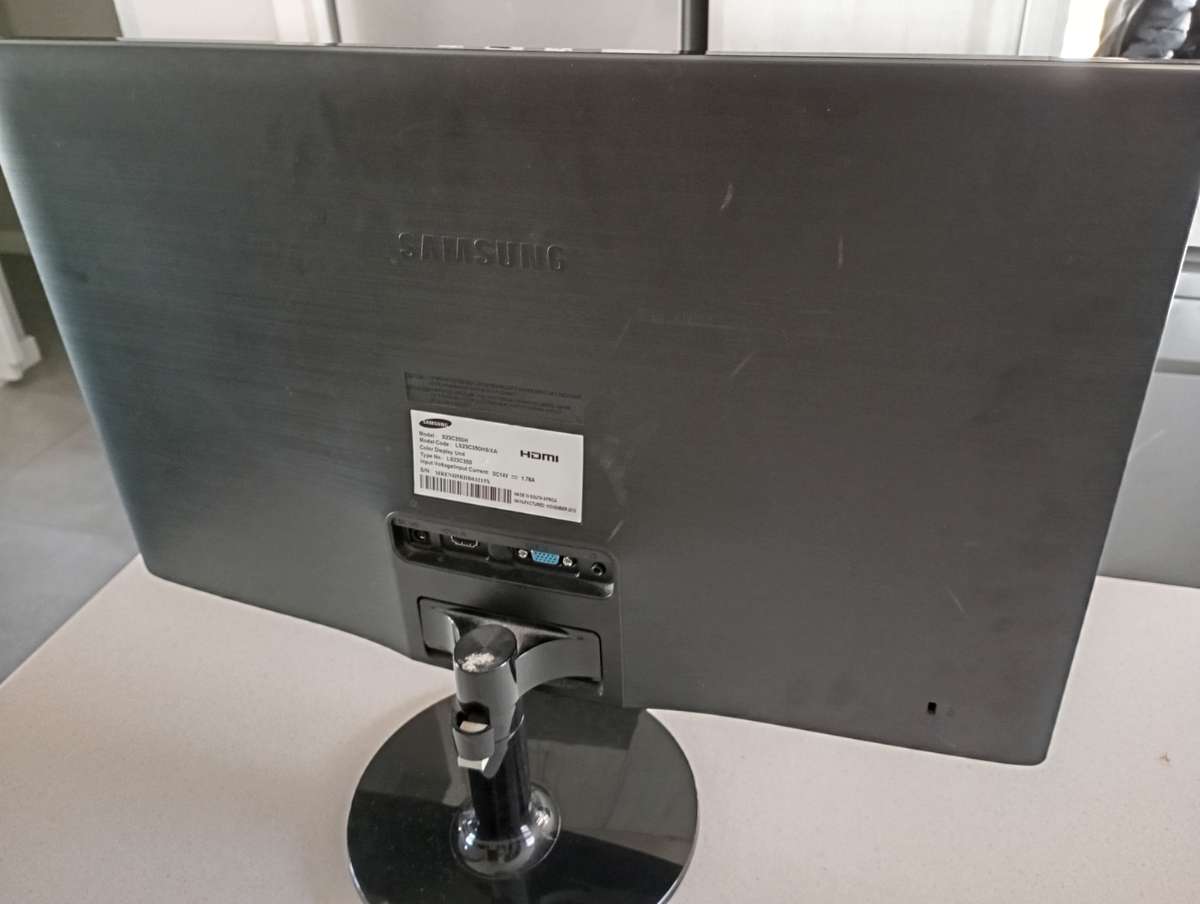 Samsung S23C350H 23" LED Backlit LCD Monitor