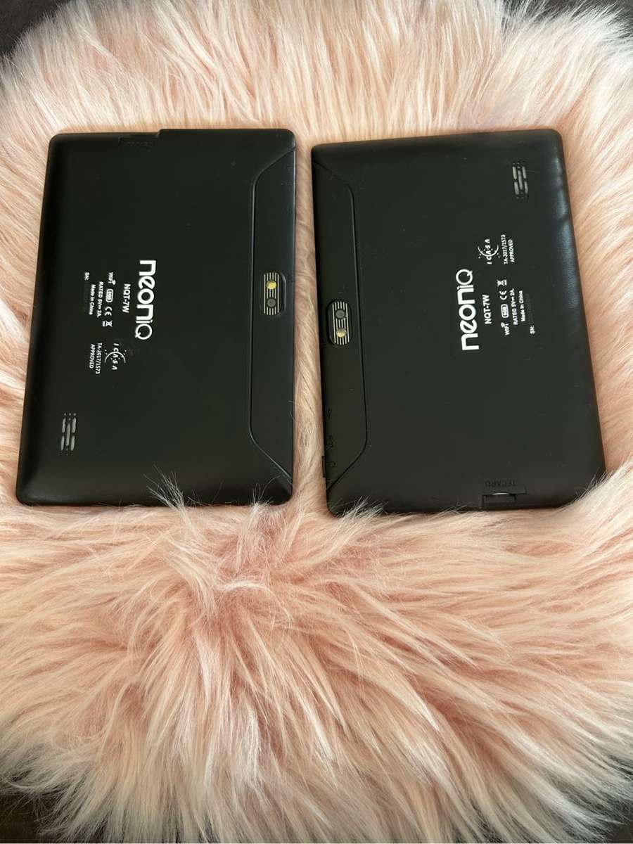 2x NeonIQ Tablets