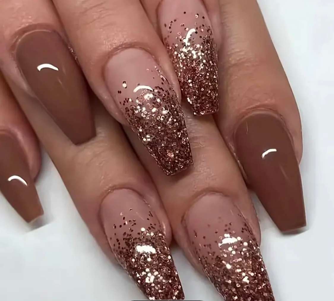 24 Piece Long Ballet Artificial Nails - Golden Glitter Brown