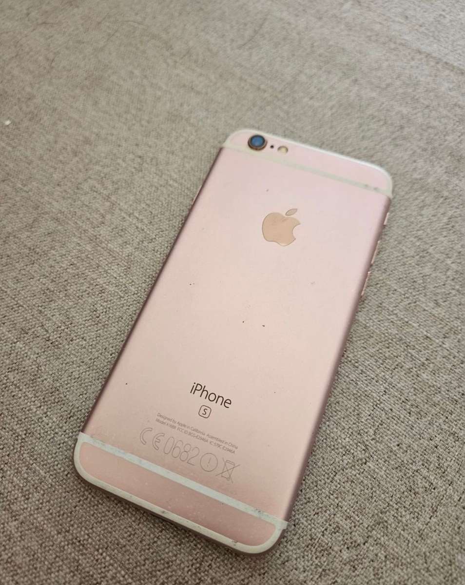 Rose Gold iPhone 6s