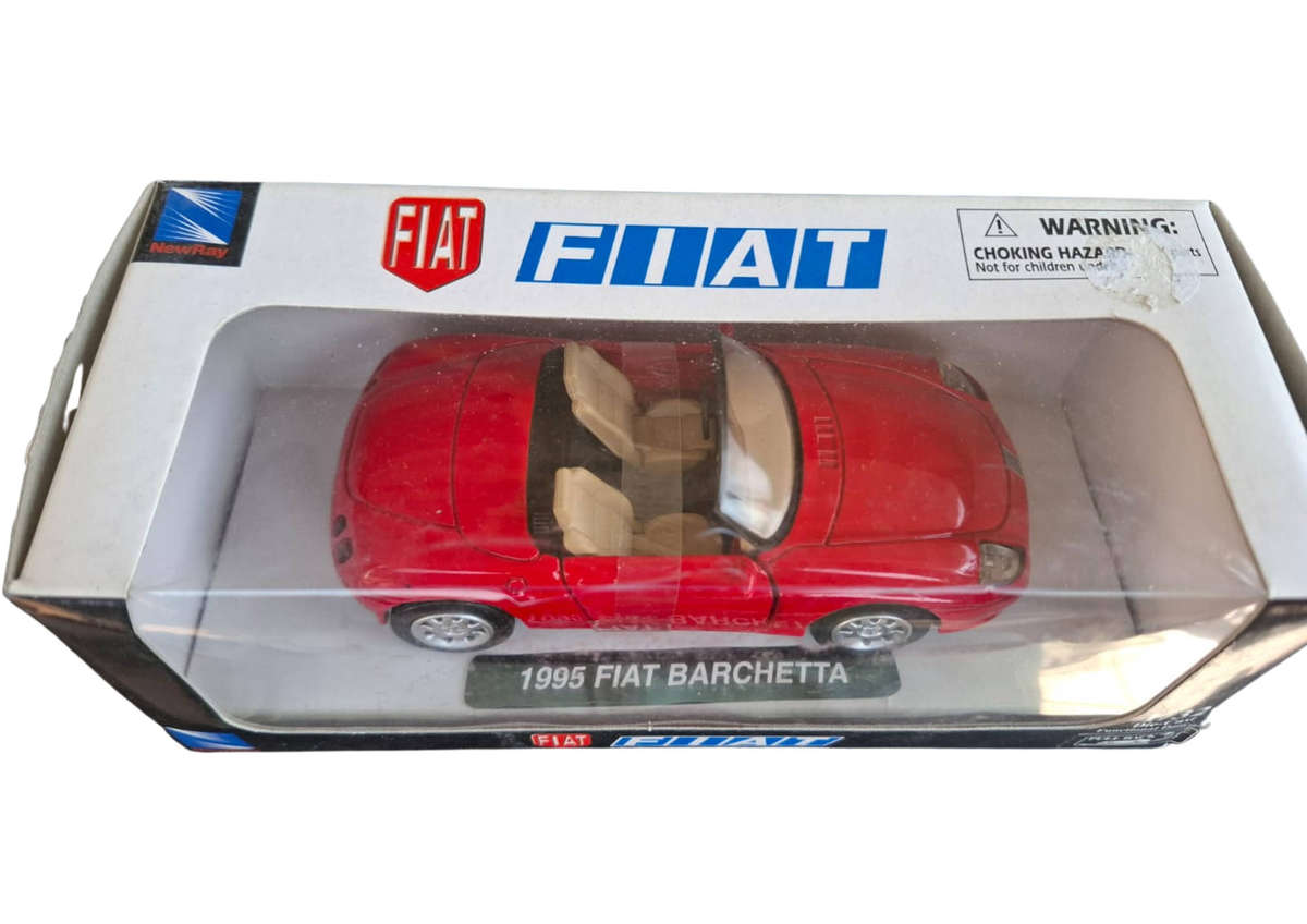 New Ray/1:32/1995 Fiat Barchetta/Die-cast