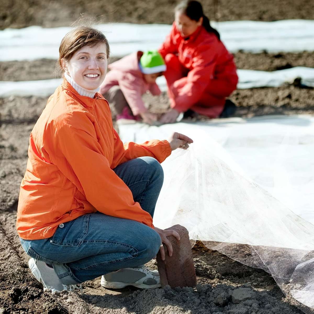 1 Piece Of Durable Pvc Garden Netting