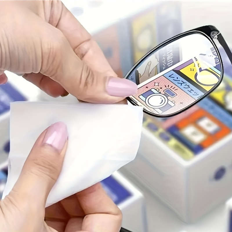 100-Pack Pre-Moistened Lens Cleaning Wipes