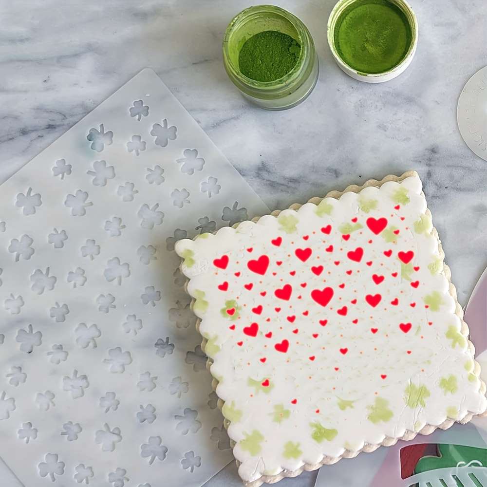 Hearts Pattern Cake Stencil