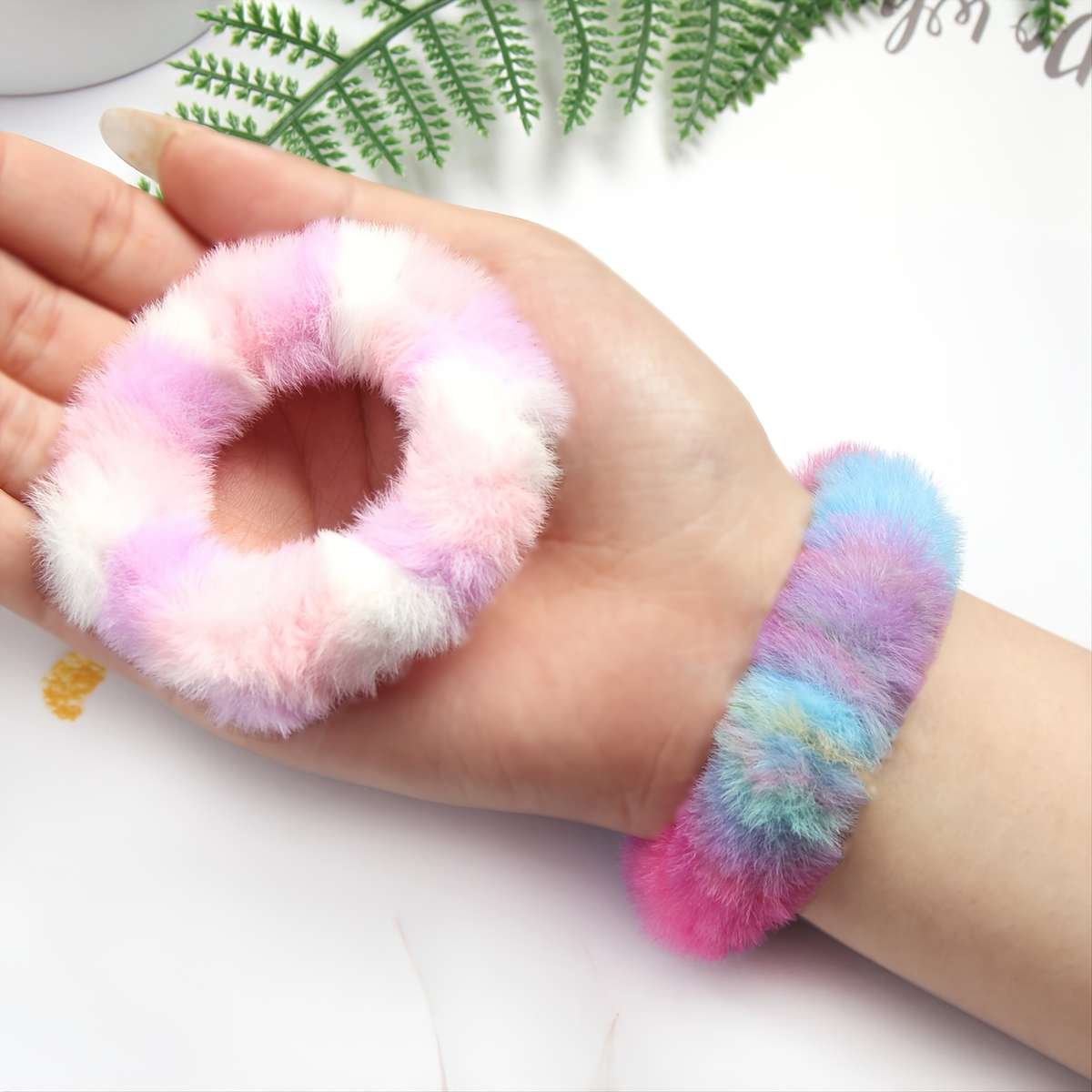 5pcs Elegant Plush Tie-Dye Hair Scrunchies