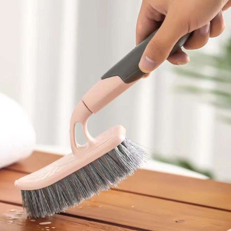 Multi-purpose household cleaning brush set