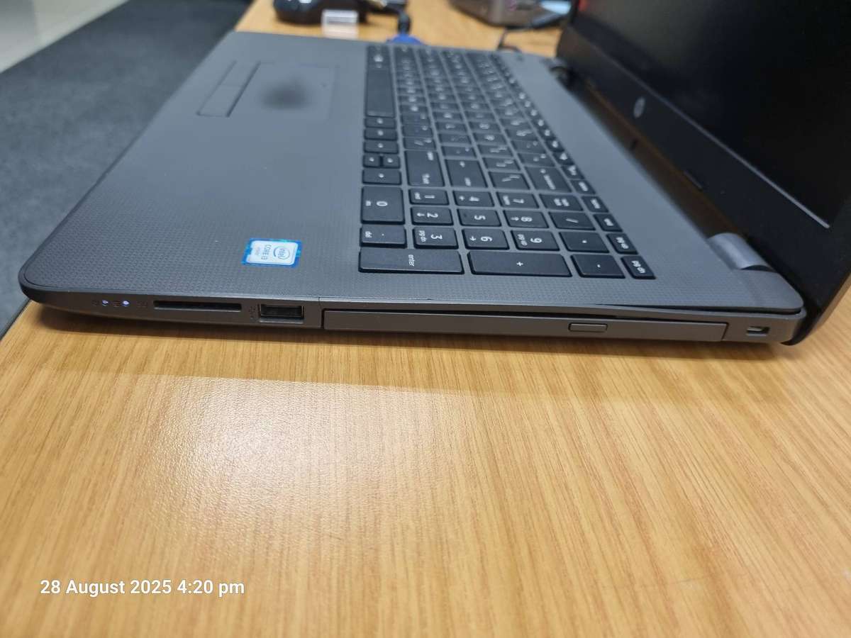 HP 250 G6 ,i3 4GB,500GB