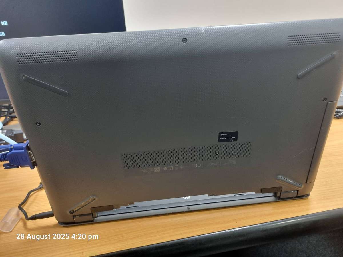 HP 250 G6 ,i3 4GB,500GB