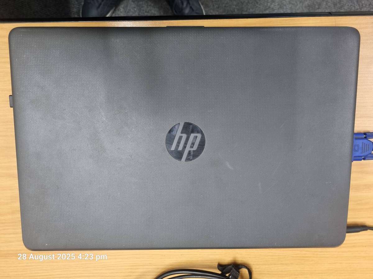 HP 250 G6 ,i3 4GB,500GB