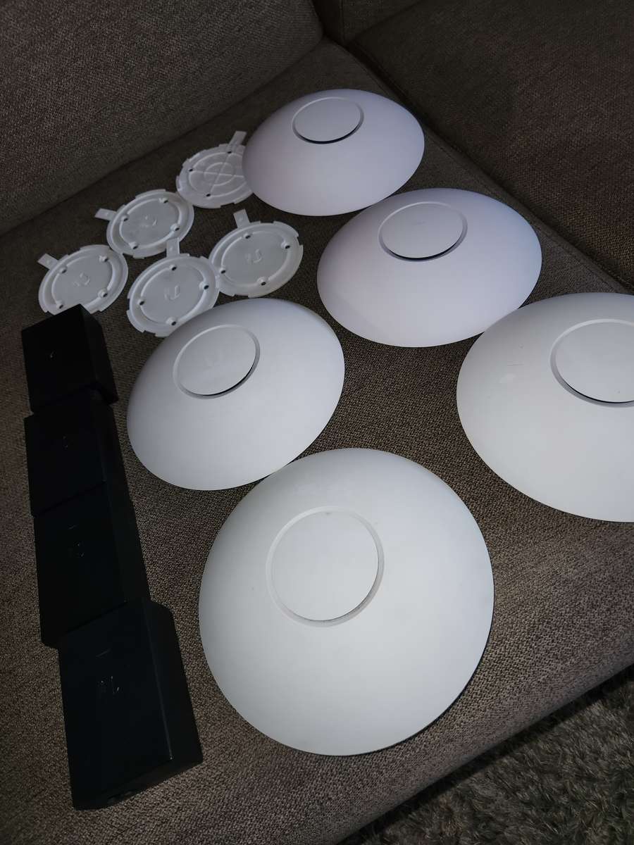 Unifi AC LR with POE Injector