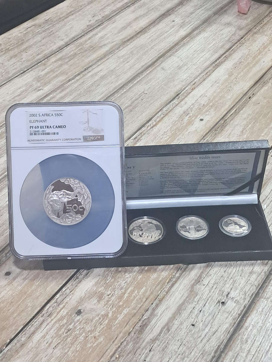 2002 Elephant proof set