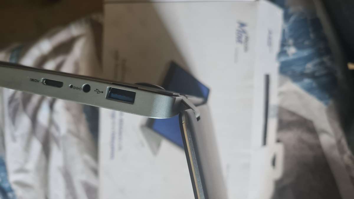 Mecer Move YA13Q50 Lte