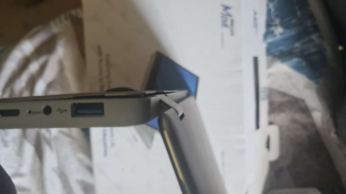 Mecer Move YA13Q50 Lte