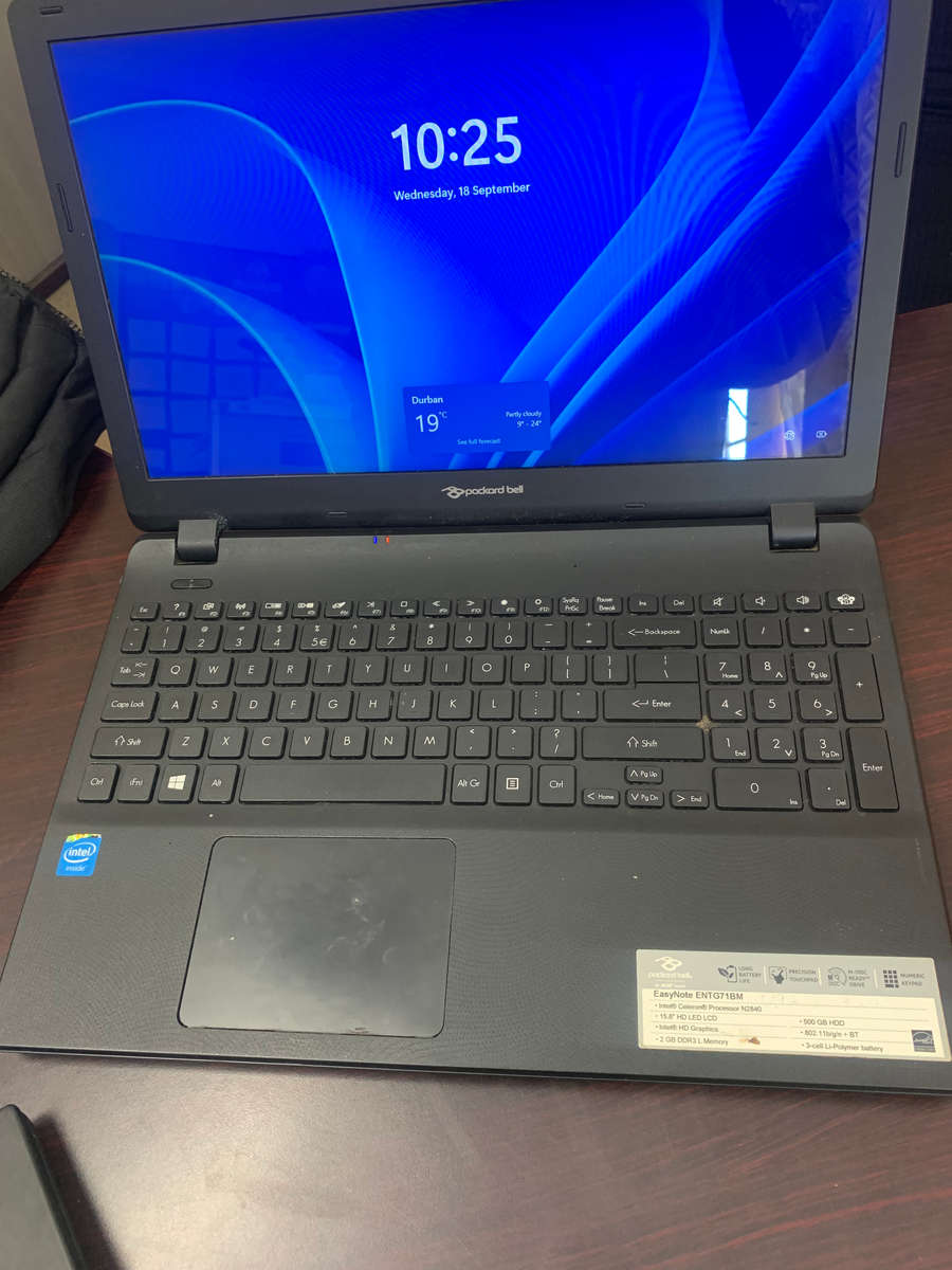 laptop great for student work and web browsing *READ*
