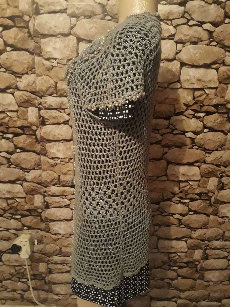 JACKET -  VINTAGE CROCHET JACKET WITH BEADED DETAIL - SIZE 12/36/L - VERY GOOD CONDITION