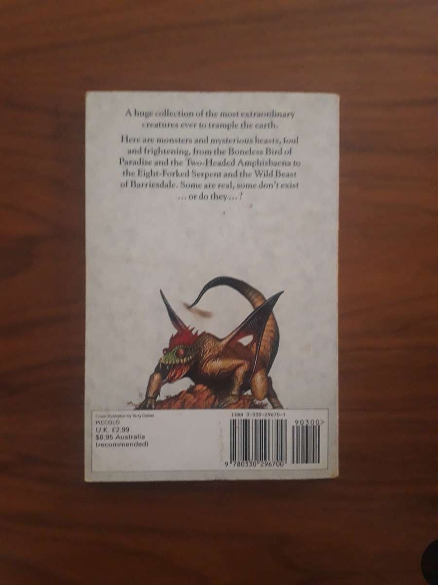 A DICTIONARY OF MONSTERS & MYSTERIOUS BEASTS BY CAREY MILLER - 1974