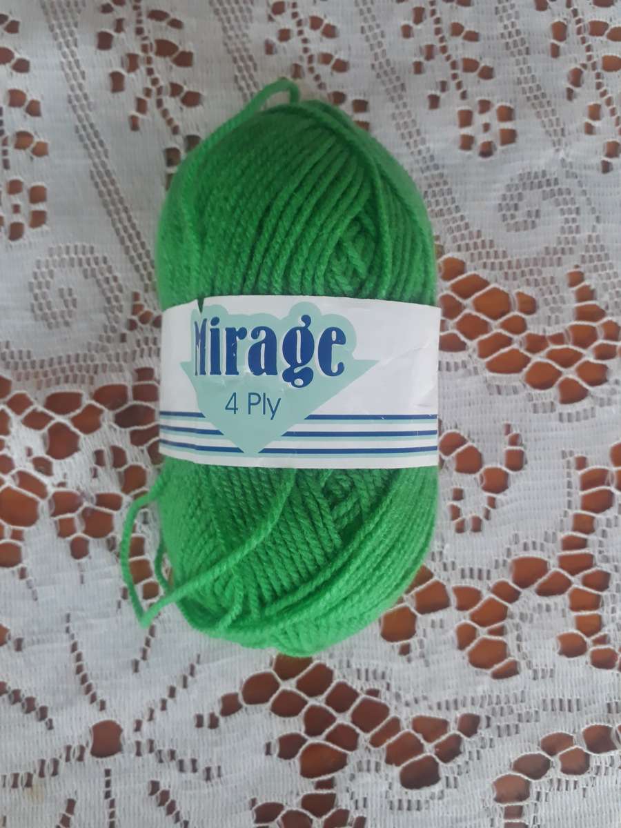 KNITTING WOOL/YARN - ELLE MIRAGE 4 PLY 25G - TIGER LIME COL 149 - NEW
