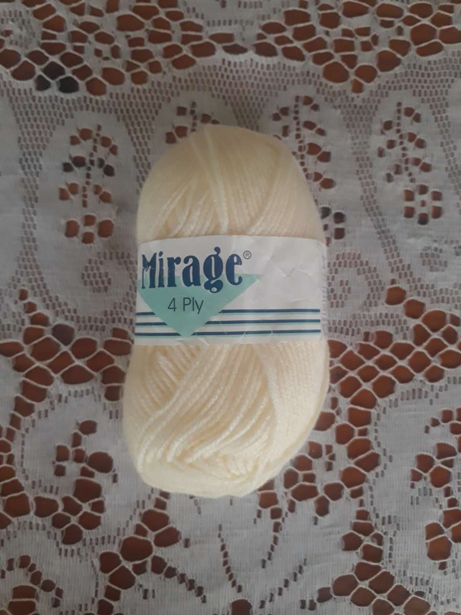 KNITTING WOOL/YARN - ELLE MIRAGE 4 PLY 25G - PARCHMENT - COL 014 - NEW