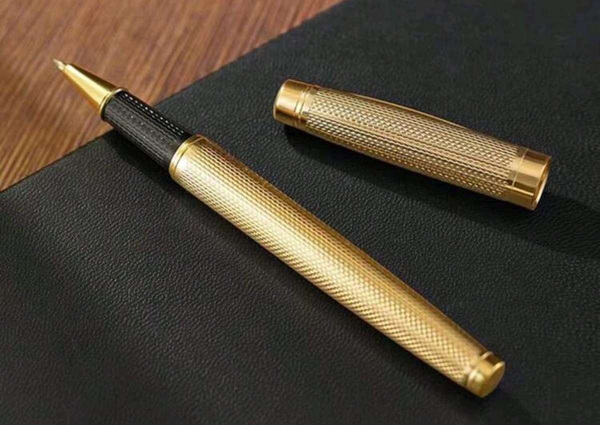 Rich Gold Sheikh RollerBall Pen with 6 Black refills