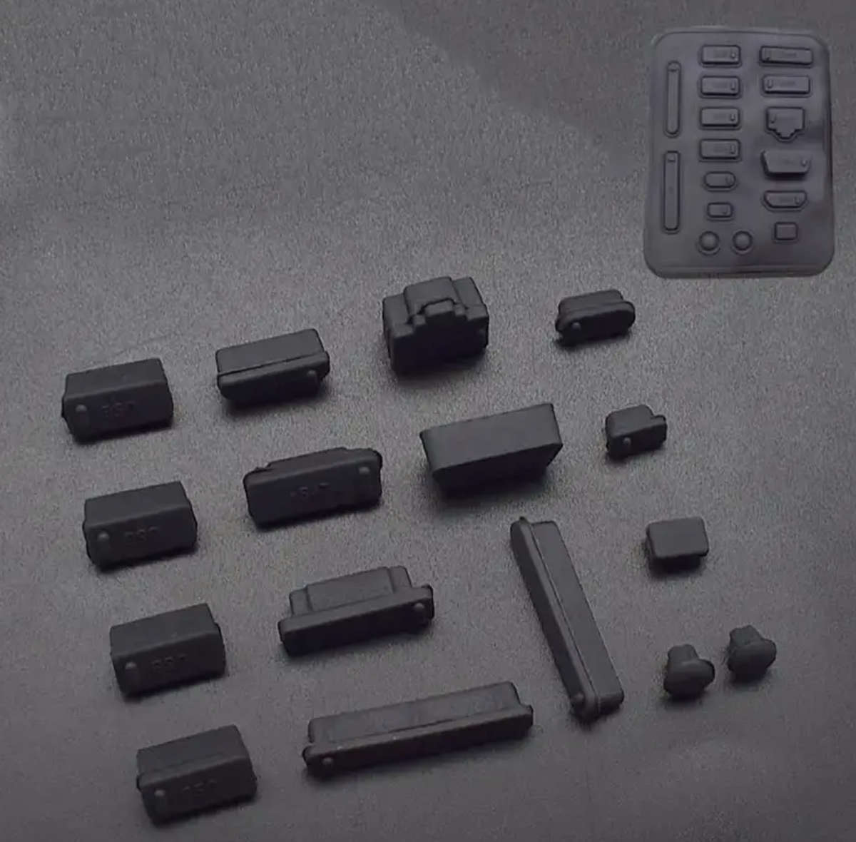 16pcs Universal Anti-Dust Plugs for Laptops / Notebooks (BLACK)