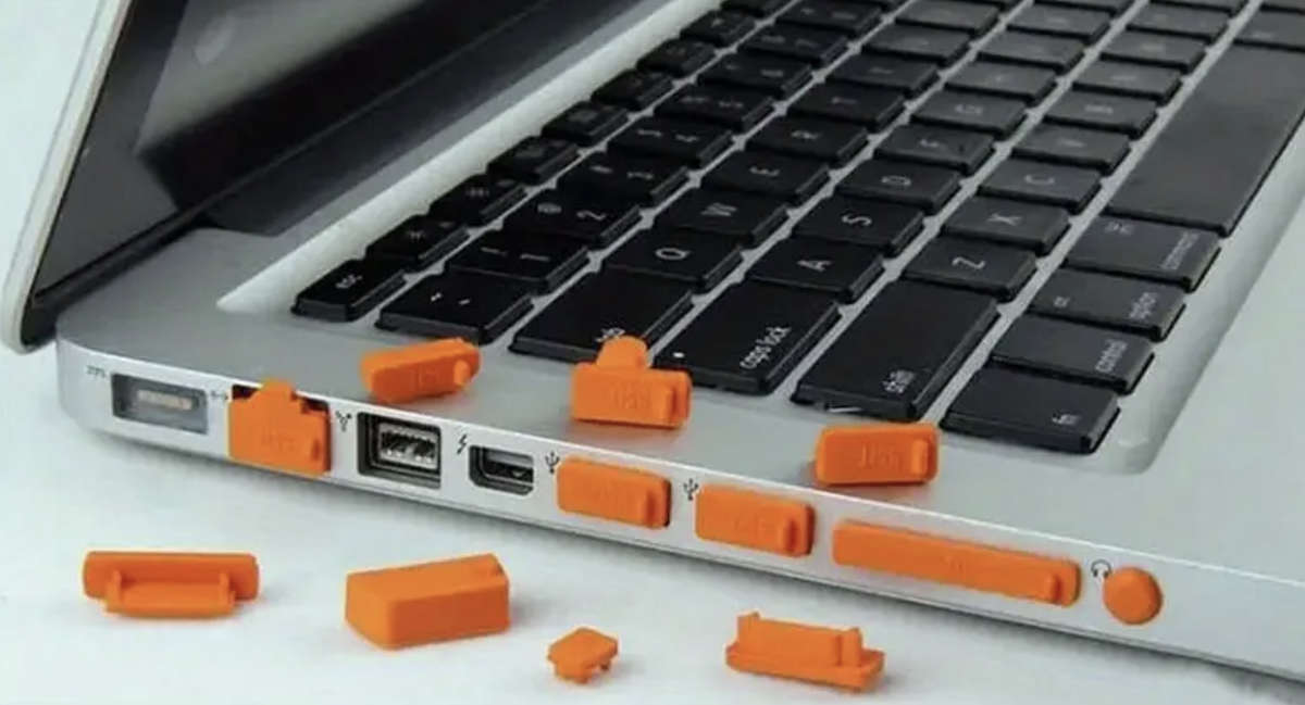 16pcs Universal Anti-Dust Plugs for Laptops / Notebooks (BLACK)