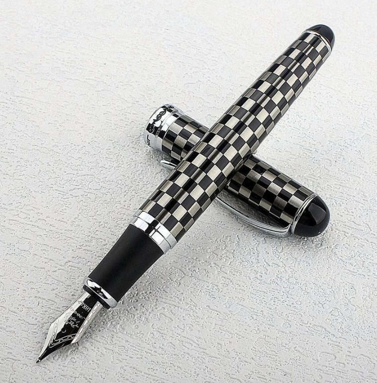 Classic & Trendy Metal Fountain Pen with Steel Nib