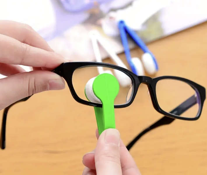 Two-side Glasses Brush Microfiber Cleaner (Random Colour)