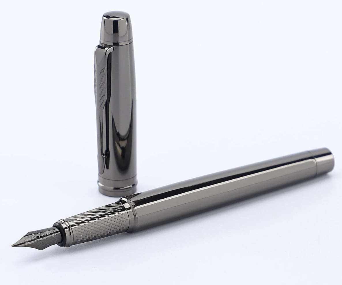 Classic Gunmetal Fountain Pen