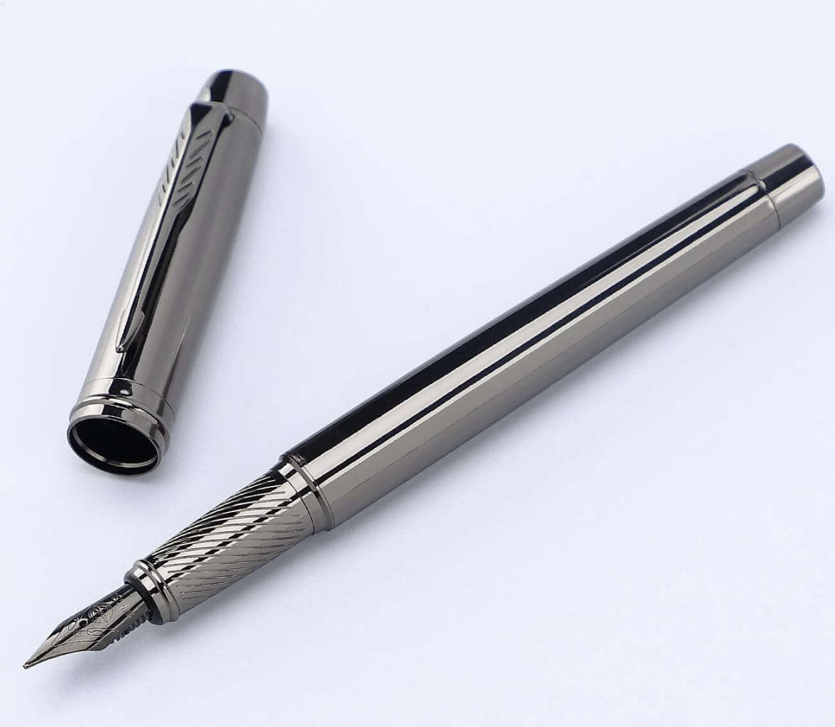 Classic Gunmetal Fountain Pen