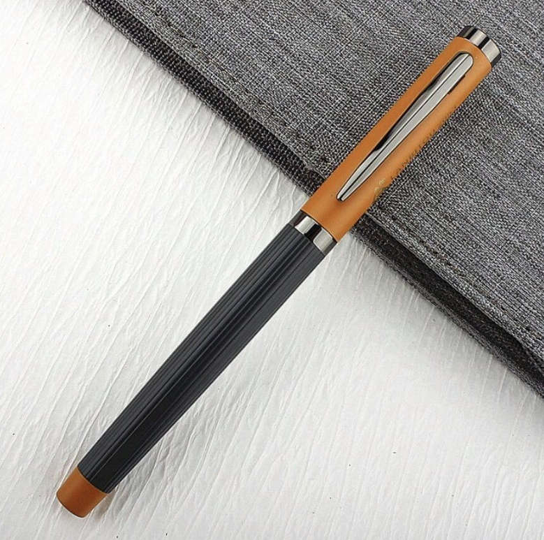 Textured Metal Fountain Pen with Tungsten Nib (Orange / Grey)