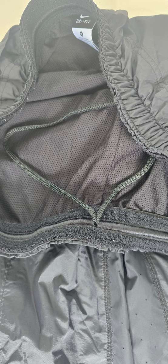 Nike Dri-Fit Trackpants - Black (Size XL)