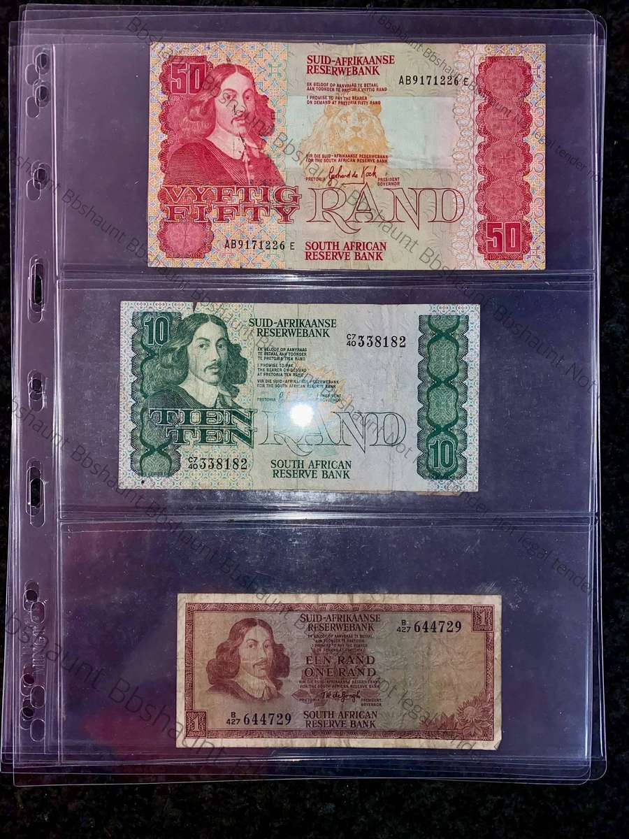 Banknote Stiff Plastic Sleeves - 3 Pocket sleeve (1 bid takes all 4 sleeves) banknotes incl