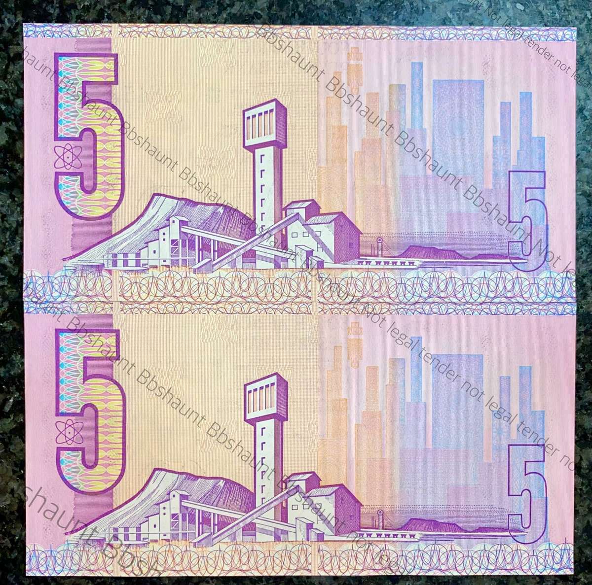GPC De Kock. R5 in sequence B6 36/328845-846 UNC -- 3rd issue 1984 (1 bid takes all)
