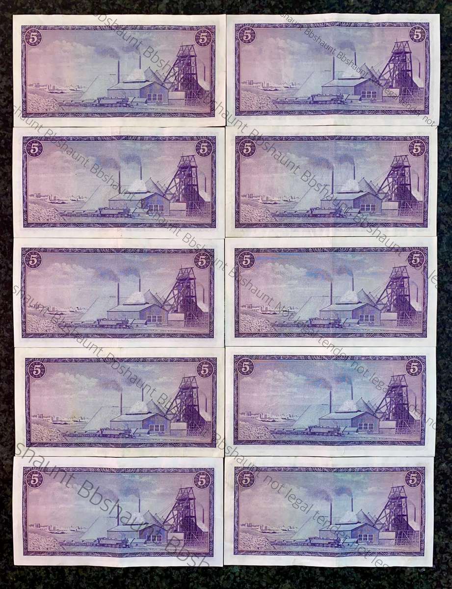 Tw De Jongh. R5 Van Riebeeck wtm 3rd issue 1975 (bid per note) good condition