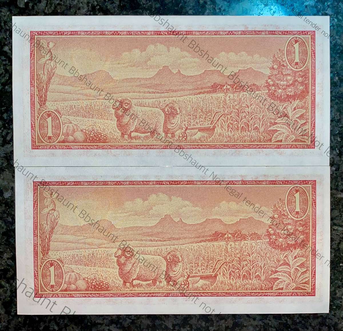 TW De Jongh. R1 in sequence B239 /776069-068 unc 2nd issue 1973 (1 bid takes all)