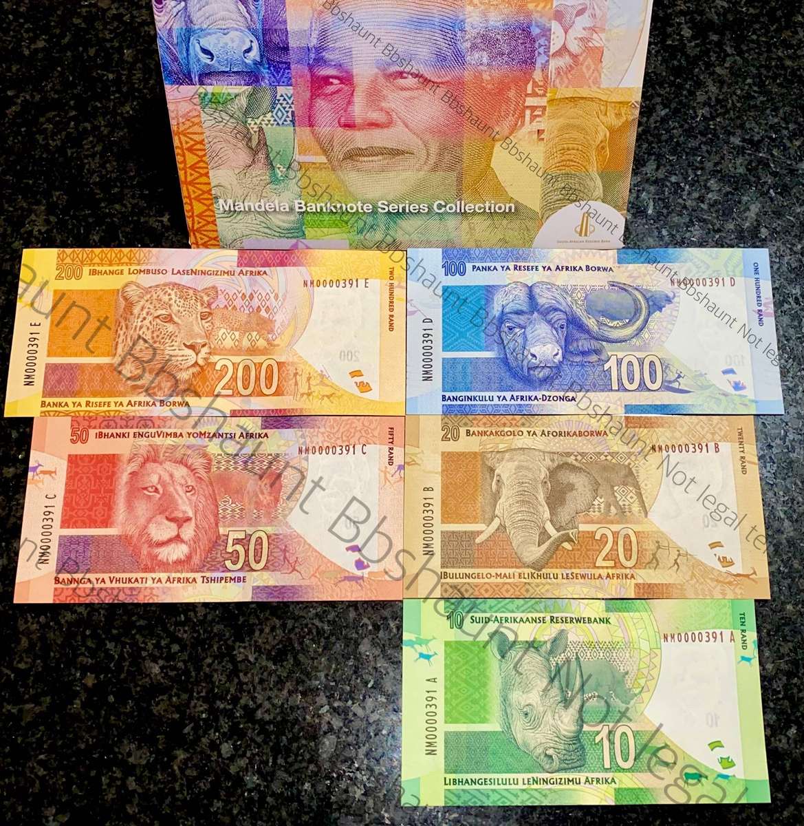 G Marcus low matching numbers - NM(Nelson Mandela)00000391 UNC 2012 Original S A Reserve bank folder