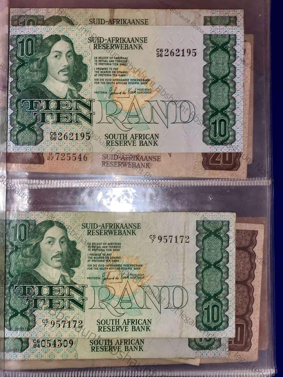 BANKNOTE COLLECTION SOUTH AFRICA & INTERNATIONAL IN FOLDER 17 NOTES IN TOTAL(1 BID TAKES ALL)