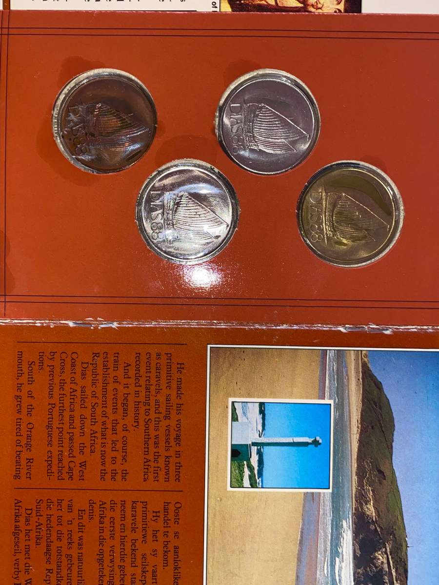 DIAS88 coin set in original folder - coins still sealed