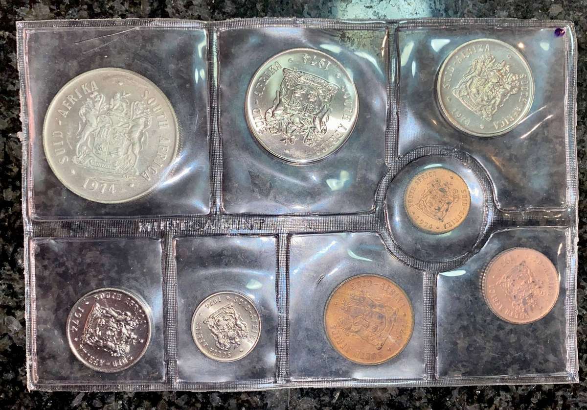 SA Mint Uncirculated 1974 - Silver R1 to 1/2 cent - sealed as from SA Mint